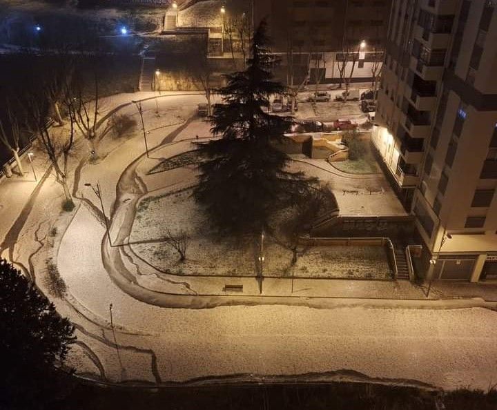 GALERÍA | Así fue en imágenes la tormenta de granizo en Zamora esta madrugada