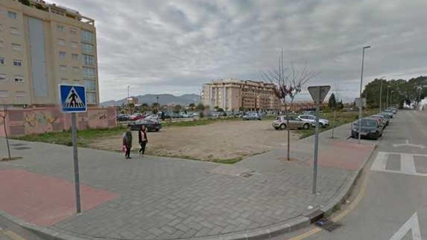El Ayuntamiento deja al sector privado los mercados de Teatinos y Campanillas