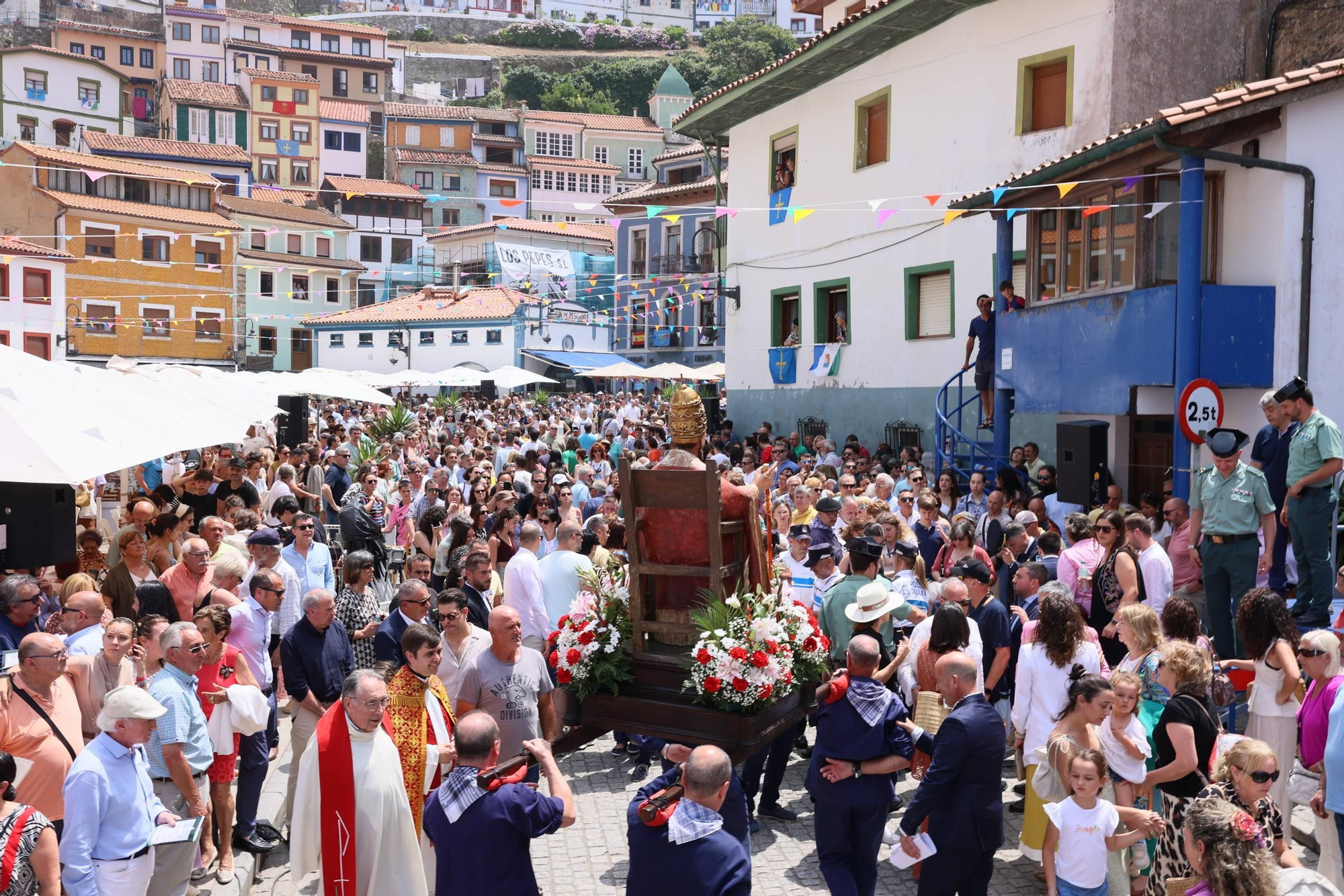 EN IMÁGENES: así fue el día de L'Amuravela en Cudillero