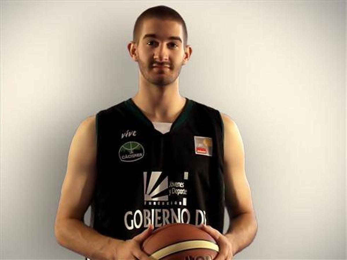 La plantilla del Cáceres de baloncesto