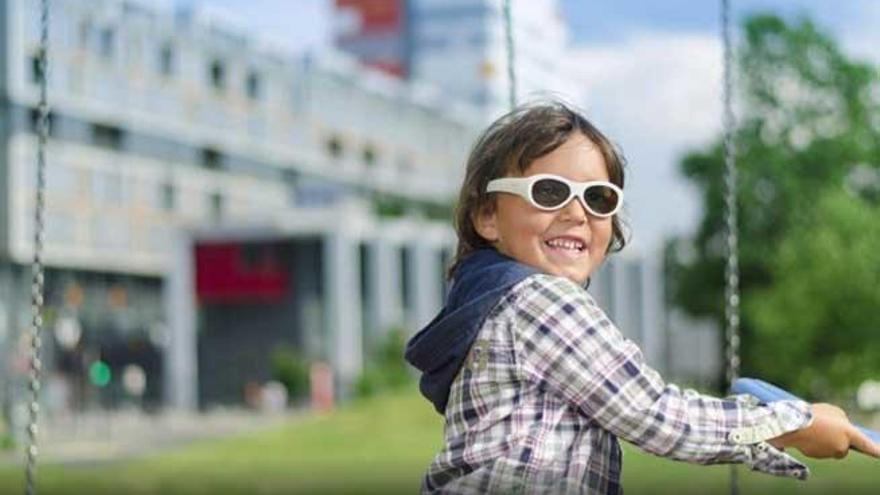 Gafas electrónicas para niños para combatir el ojo vago