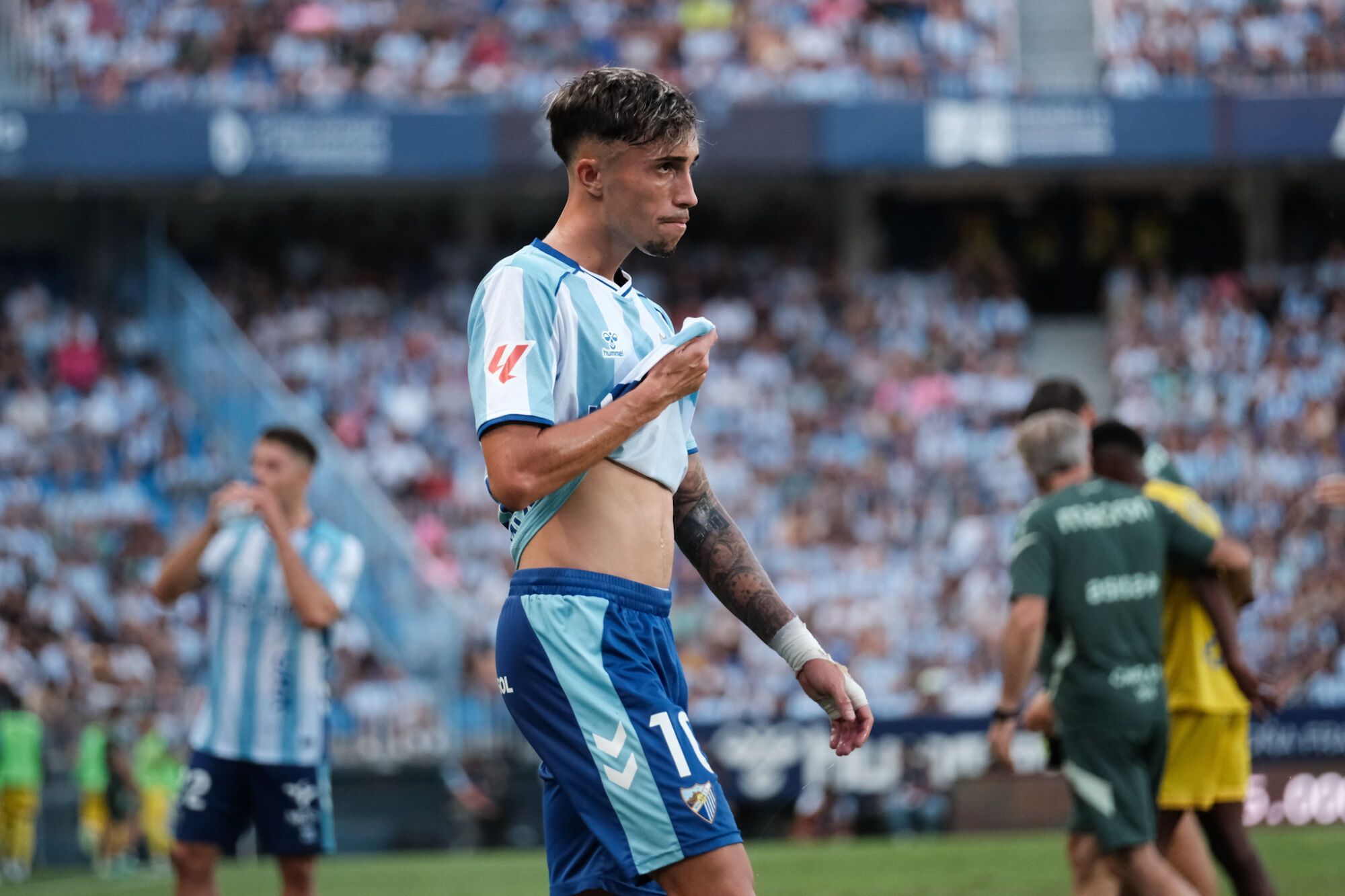 Imágenes del partido Málaga - Cádiz de LaLiga Hypermotion en La Rosaleda