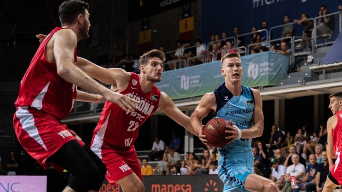 Bàsquet Girona y MoraBanc Andorra protagonizaron un duelo muy igualado