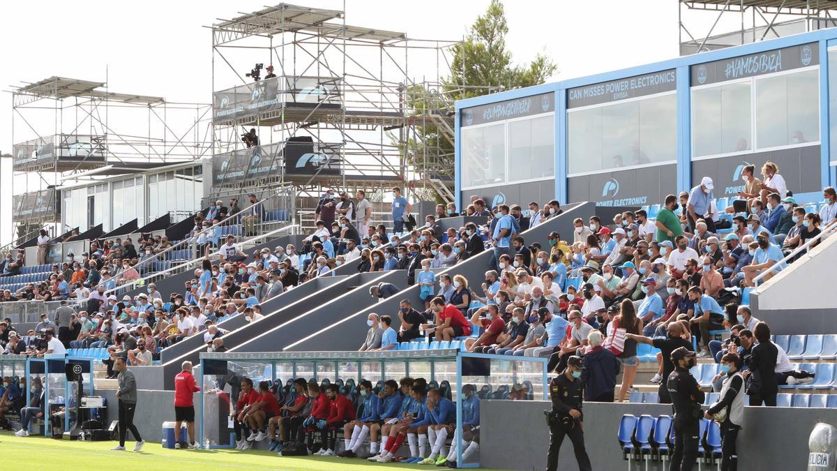 Todas las fotos del partido UD Ibiza - Fuenlabrada