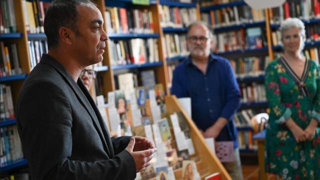 El diputado de Promoción Cultural, Innovación y Transformación Digital, Sampériz.