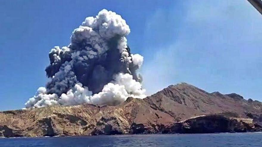 Erupció del volcà de White Island