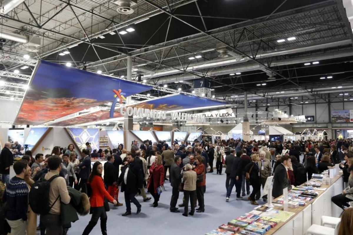 Inauguración de los pabellones de Andalucía y Málaga en Fitur.