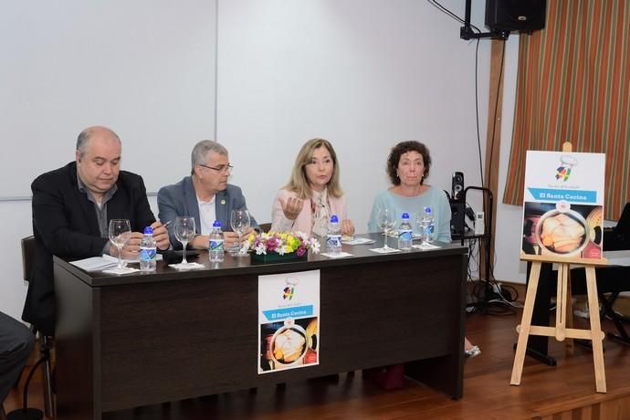 12.04.18 LPGC Alumnos del instituto Sta. Isabel de Hungría hacen un libro de recetas de las abuelas."El Santa cocina".Fotos Tony Hernández