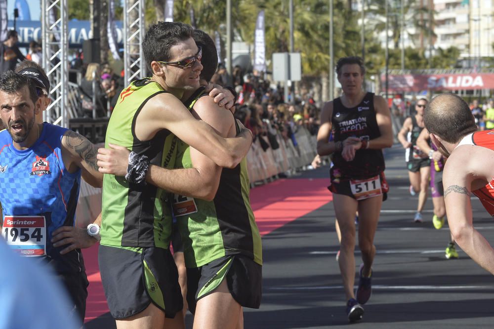 El keniata ha superado al marroquí Hassane Ahouchar con un tiempo de 1:04:29