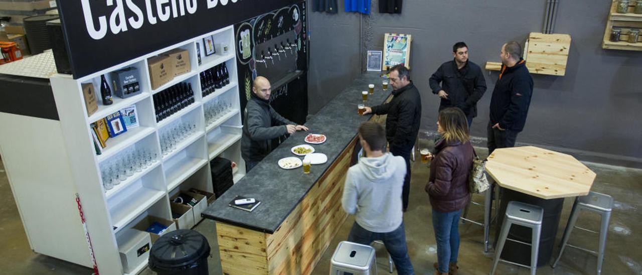 Castelló estrena su fábrica de cerveza