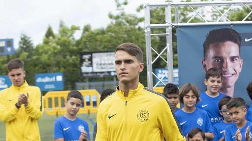 Denis Suárez, el pasado lunes, en Salceda de Caselas. // Ricardo Grobas