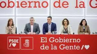 El PSOE da vía libre a sus barones para diseñar sus campañas pero impone actos con Sánchez