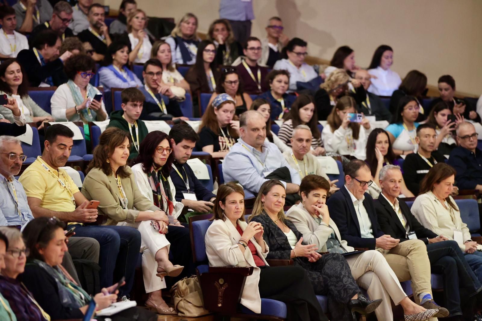 EN IMÁGENES: La ministra de Educación inaugura el Congreso Nacional de Radio Escolar en Oviedo