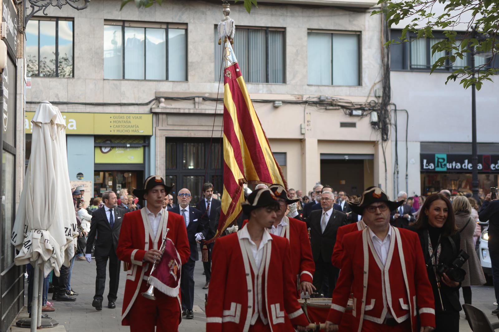 La procesión de Sant Jordi de València, en imágenes