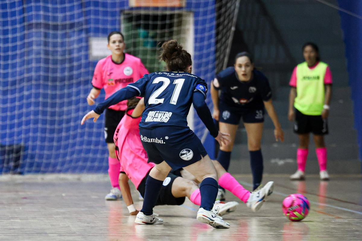 Todas las imágenes del partido del San Pablo-Eivissa contra CD Nou Turia