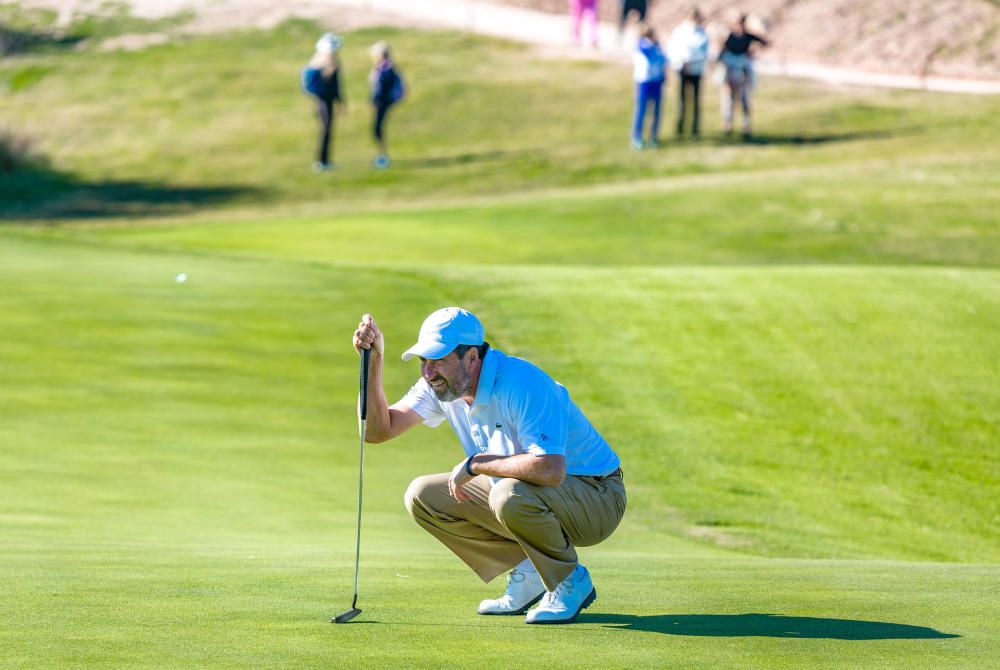 Olazábal y Jiménez lideran el elenco de legendarios golfistas que disputan a partir de hoy el Costa Blanca Seniors Masters en el hotel Villaitana