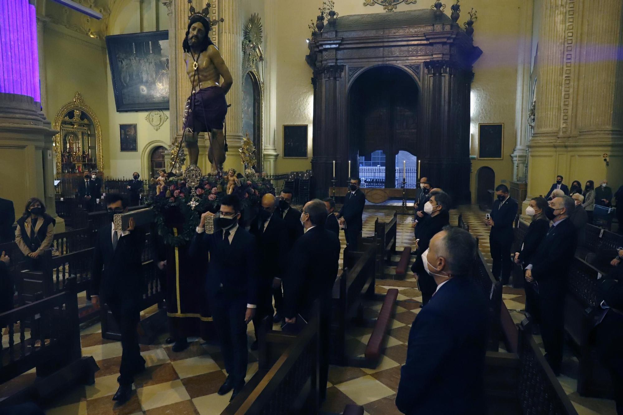 El Cristo de la Salud preside el vía crucis del primer viernes de Cuaresma en Málaga