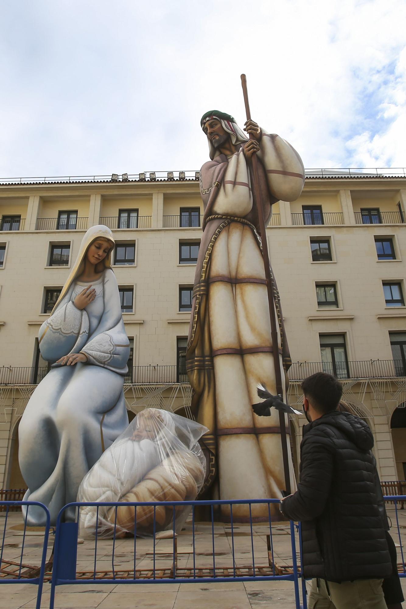 Así luce ya al completo el Belén gigante de Alicante