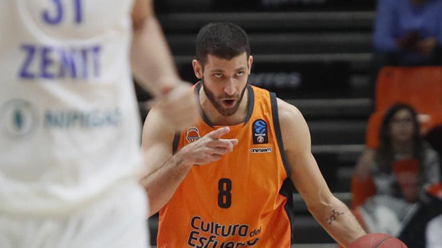 &quot;La ovación de La Fonteta me ha tocado el corazón&quot;