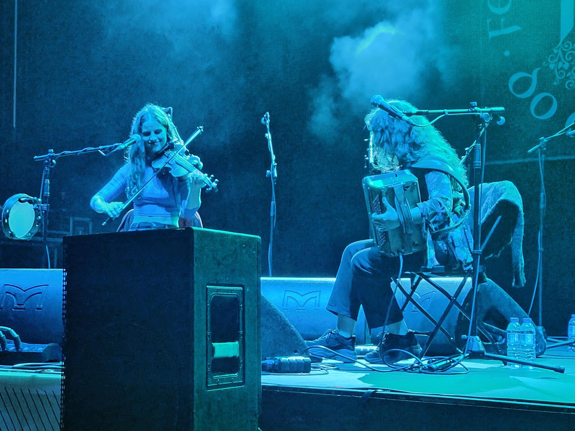 El Festival Intercéltico vence a la lluvia en Moaña