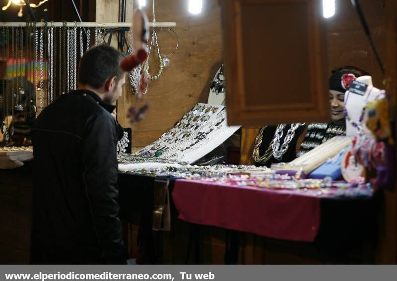 GALERÍA DE FOTOS -- El mercado de Navidad, protagonista en la Plaza Mayor