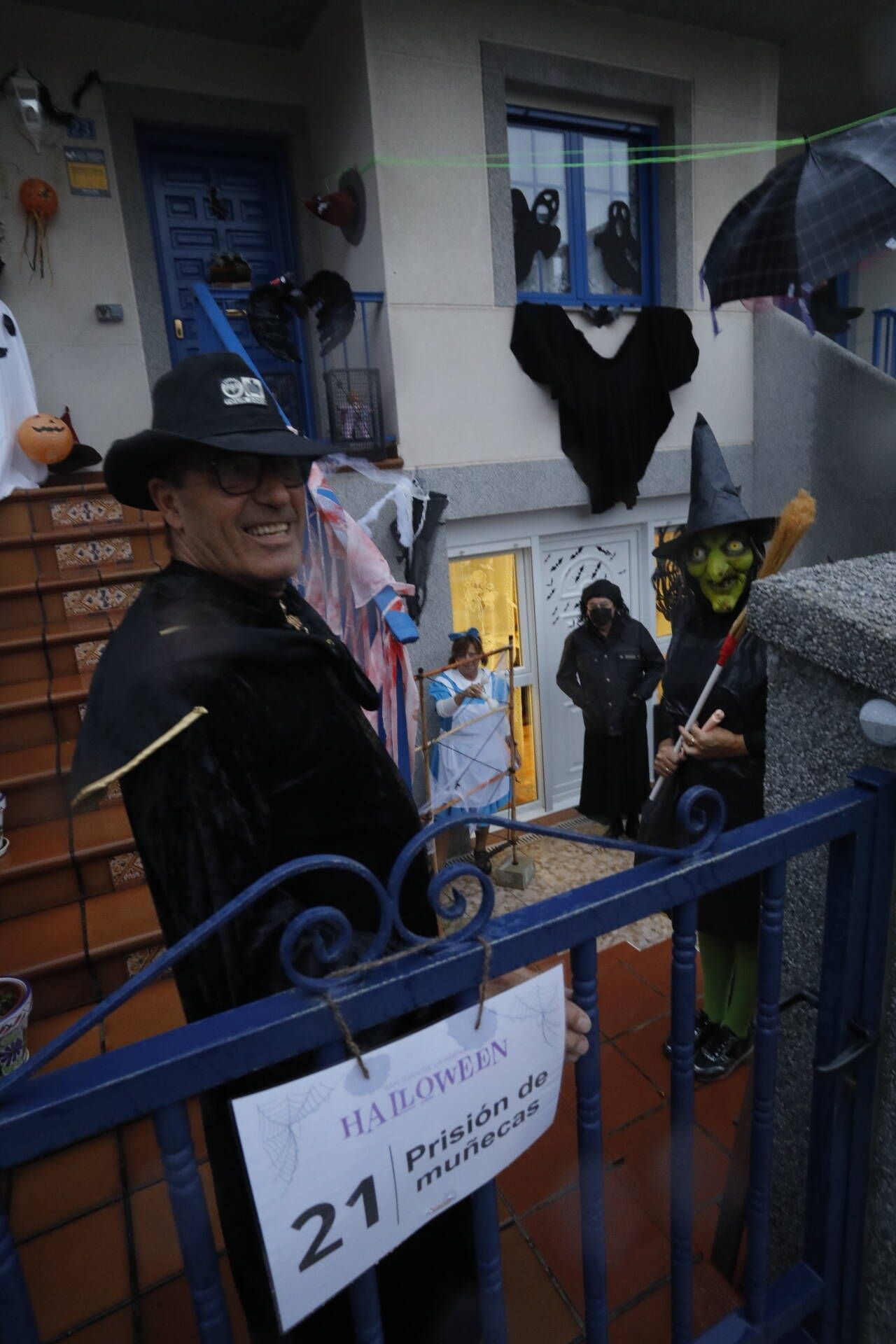 EN IMÁGENES: El pueblo que se disfraza entero por Halloween