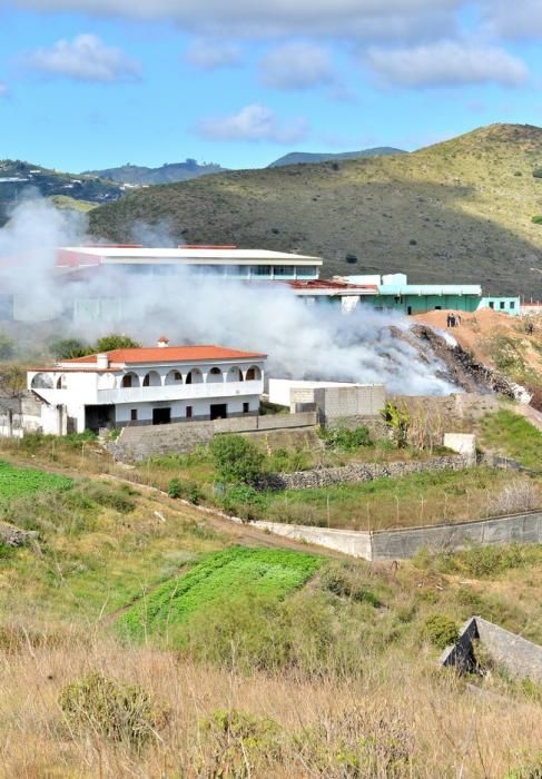 INCENDIO ALMATRICHE COLEGIO CANTERBURY