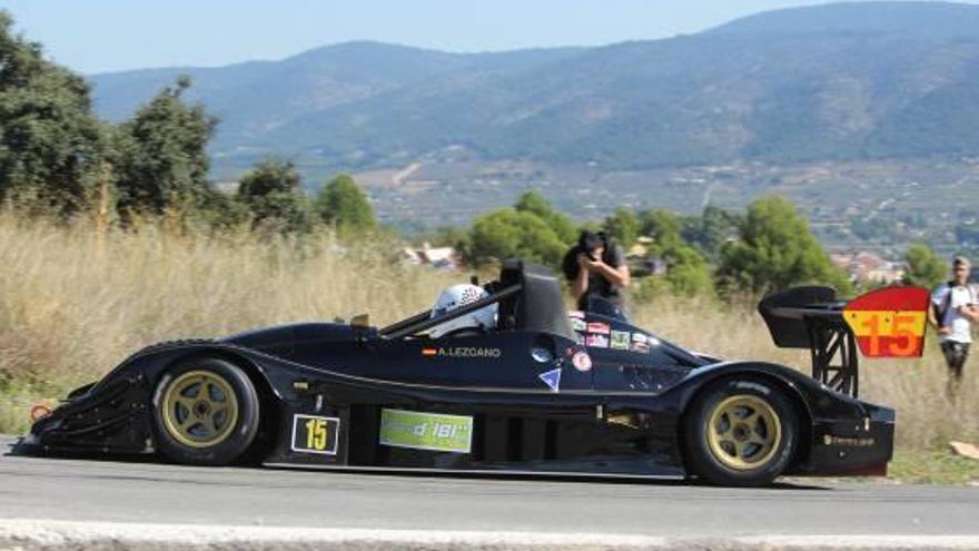 El piloto valenciano Augusto Lezcano, ganador en categoría 1, en acción en Les Revoltes d&#039;Ibi.