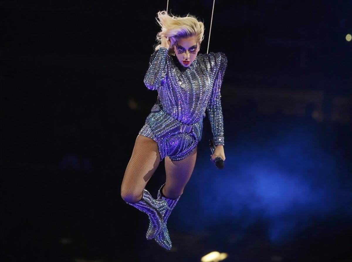 Actuació de la cantant Lady Gaga en la Super Bowl.