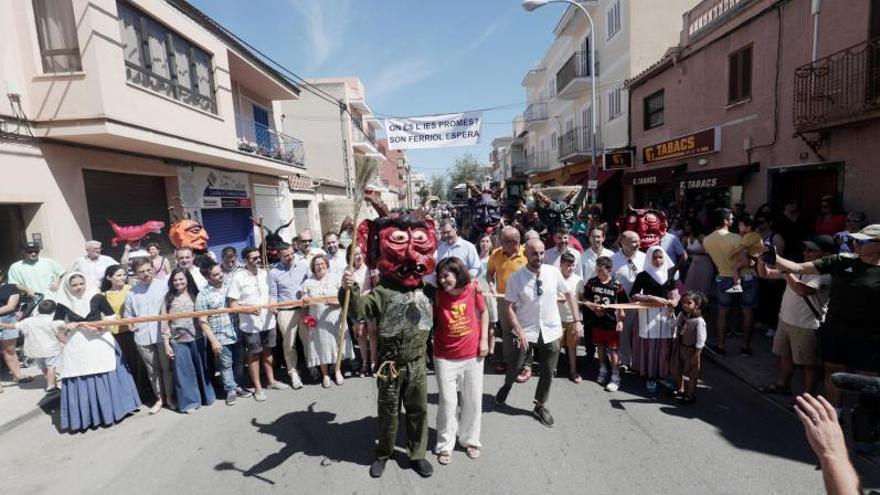 Feria reivindicativa en son Ferriol