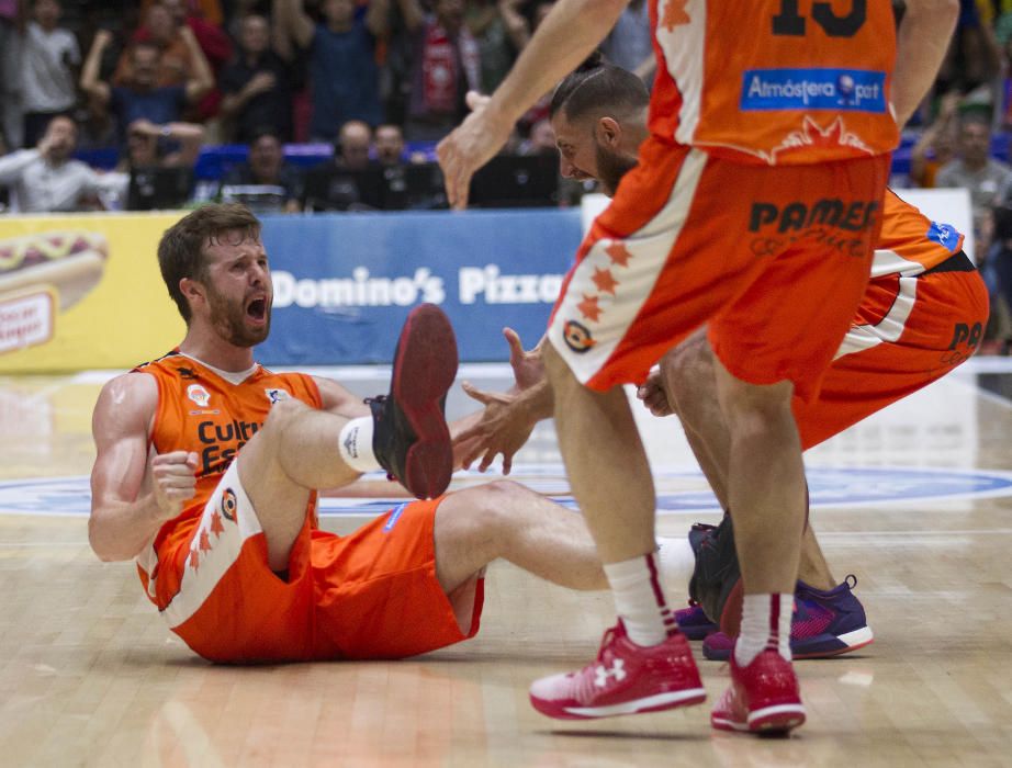 Los de Plaza se ven superados por un Valencia Basket muy efectivo en los minutos finales