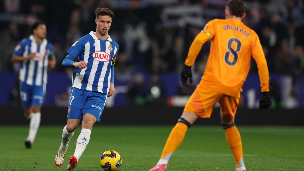 Javi Puado, en acción contra el Real Madrid el año pasado