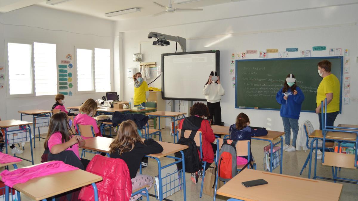 Dinámica realizada en el tercer encuentro provincial de Consejos Escolares de Infancia y Adolescencia en Fuente Palmera.