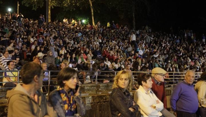 Julieta Venegas hechiza a sus fans en Castrelos