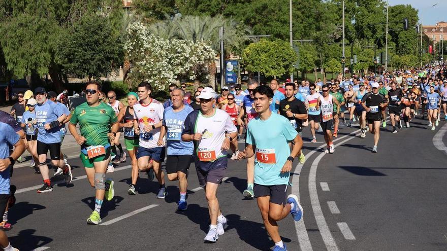 Zakaria Boufaljat y Clara Viñaras ganan un 5K UCAM solidario y de alto nivel