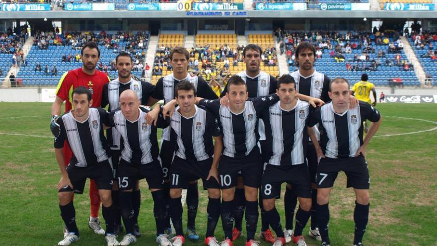 El once inicial que Pato propuso en el encuentro ante el Cádiz, en el que el FC Cartagena salía goleado por 3-0.