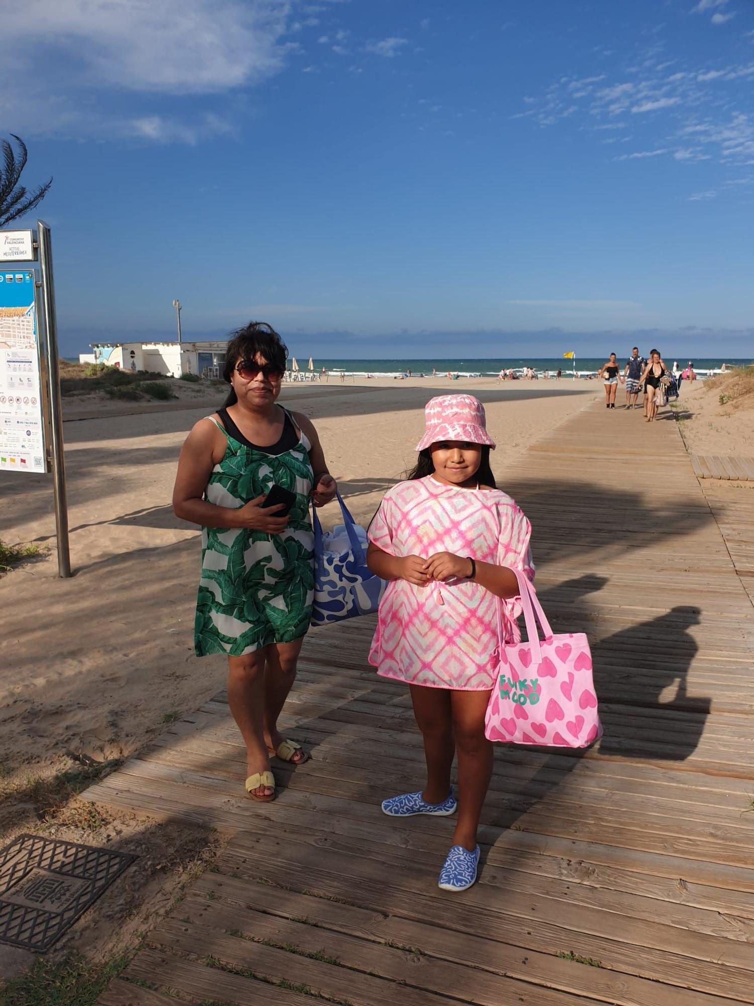 Así ha sido el encuentro de niños con el mar que nunca antes habían visto