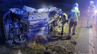 Seis heridos en un accidente de tráfico de madrugada en Ejea