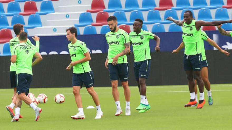 Novedad en el once del Levante UD contra el Real Celta