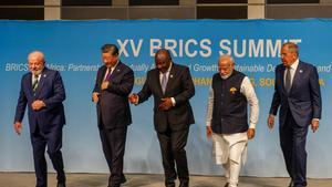 Los líderes de los países BRICS (Brasil, Rusia, India, China y Sudáfrica) durante su última reunión en Johannesburgo.