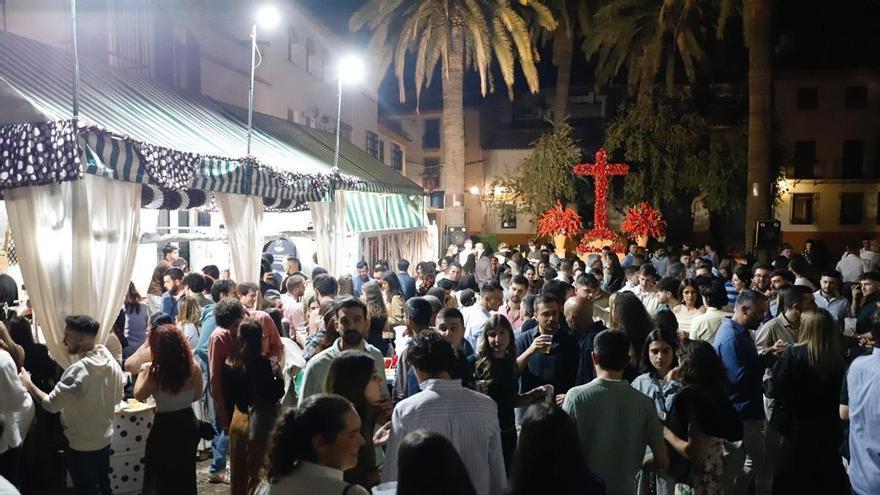 Noche de 'juernes' en las Cruces de Córdoba: 