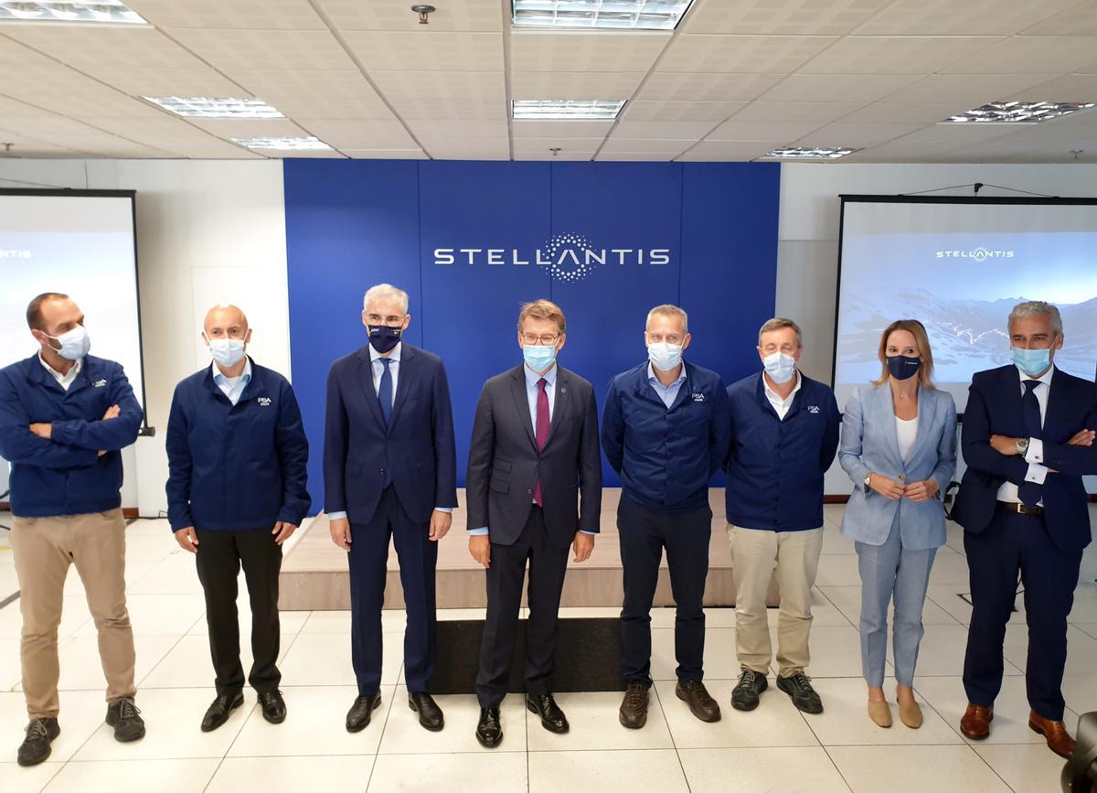 Desde la izquierda: Diego Rivas, Jean Francois Grimmer, Francisco Conde, Alberto Núñez Feijóo, Ignacio Bueno, Javier Sanuy, Marta Fernández-Tapias y José Antonio León Capitán