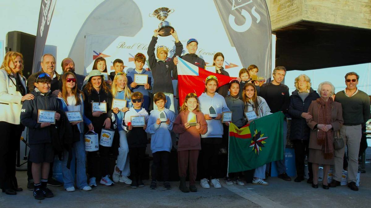 Los premiados en el Cidade da Coruña Aurelio Fernandez Lage.