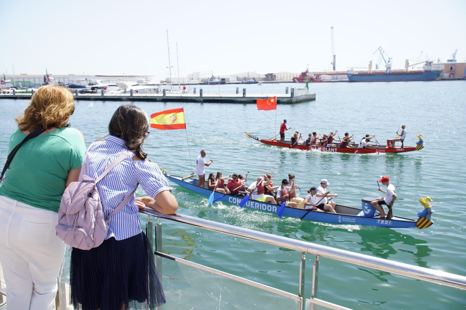 Celebraciones del bote del dragón en el Grau de Castelló