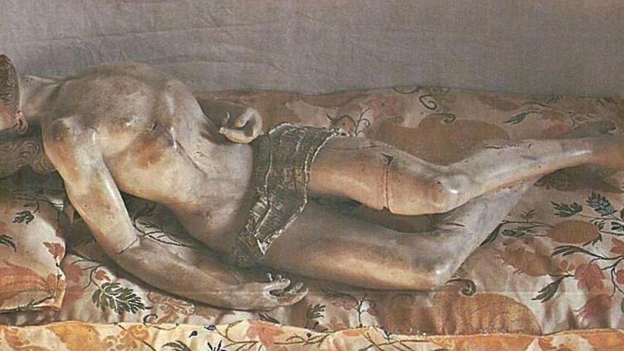 Cristo de marfil, una de las piezas de arte sacro que se encontraban en Mula