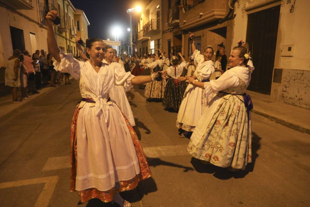 Dansà en las fiestas patronales de Canet d'En Berenguer.