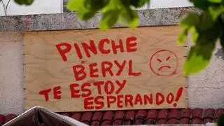 El huracán 'Beryl' avanza hacia México tras azotar Jamaica