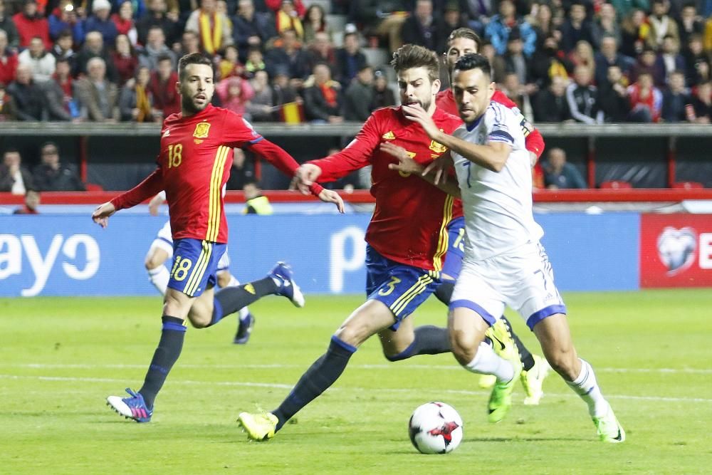 El partido entre España e Israel en El Molinón, en imágenes