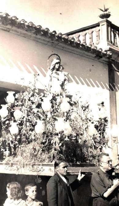 Foto antigua de la procesión