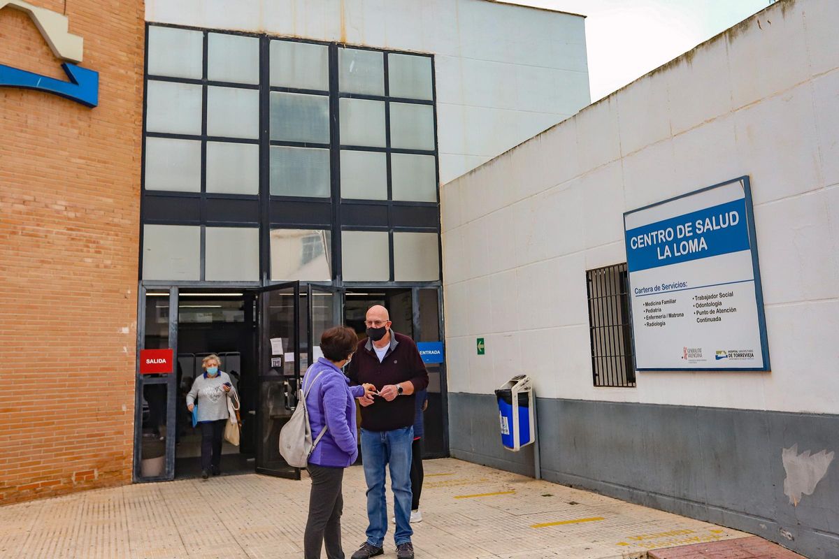 Acceso al centro de salud de La Loma